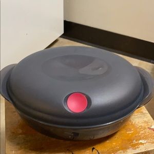 3/$25 Tupperware microwave steamer